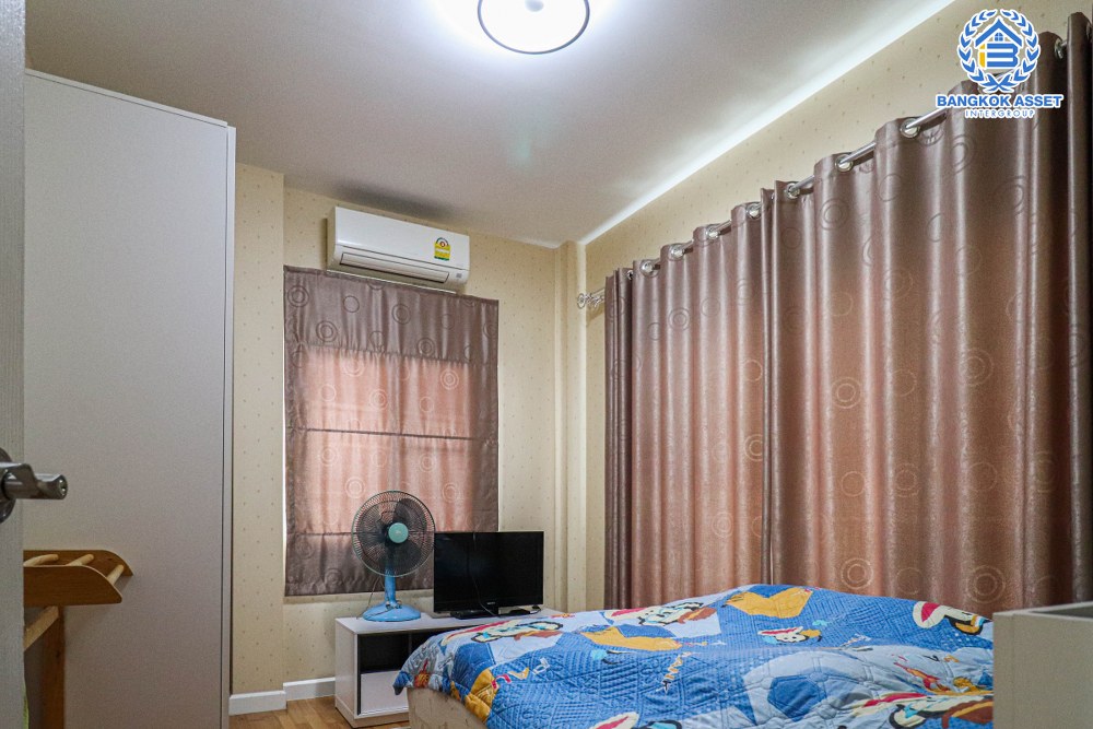 *****บ้านเดี่ยวมือสอง โครงการ เพอร์เฟคเพลส ราชพฤกษ์ บ้านหลังใหญ่ เนื้อที่ 59.50 ตร.ว. ฟังก์ชัน 3 ห้องนอน 3 ห้องน้ำ 2 ที่จอดรถ แถมฟรี! เครื่องปรับอากาศ เครื่องทำน้ำอุ่น ทำเลโซนเมือง โครงการติดถนนราชพฤกษ์ ใกล้รถไฟฟ้าสายสีม่วง "สถานีบางรักน้อยท่าอิฐ" และทางด่วน "ศรีรัช"