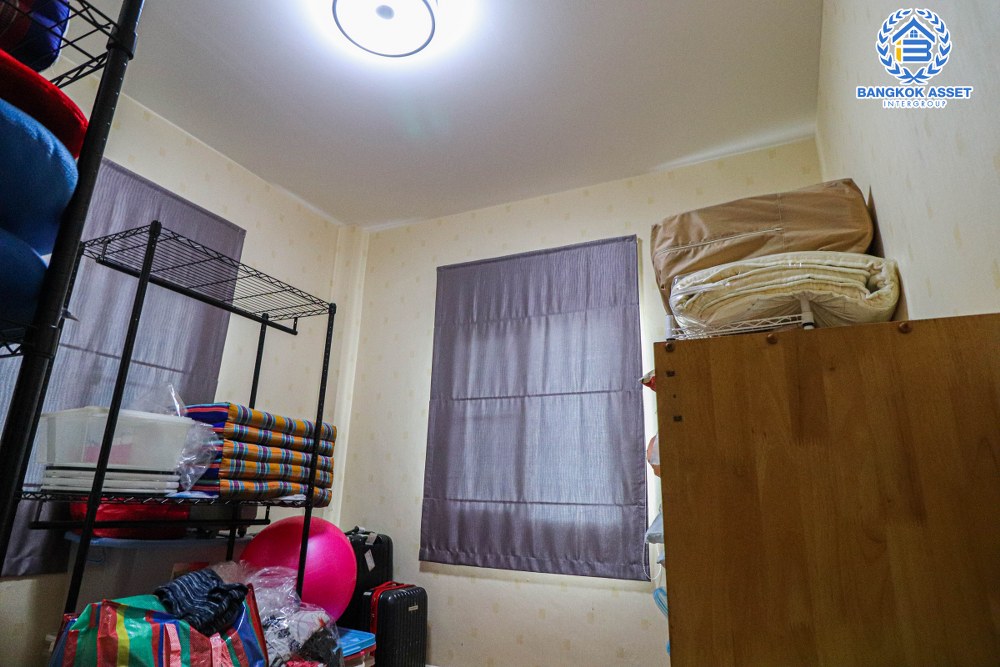 *****บ้านเดี่ยวมือสอง โครงการ เพอร์เฟคเพลส ราชพฤกษ์ บ้านหลังใหญ่ เนื้อที่ 59.50 ตร.ว. ฟังก์ชัน 3 ห้องนอน 3 ห้องน้ำ 2 ที่จอดรถ แถมฟรี! เครื่องปรับอากาศ เครื่องทำน้ำอุ่น ทำเลโซนเมือง โครงการติดถนนราชพฤกษ์ ใกล้รถไฟฟ้าสายสีม่วง "สถานีบางรักน้อยท่าอิฐ" และทางด่วน "ศรีรัช"