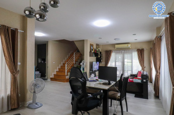 *****บ้านเดี่ยวมือสอง โครงการ เพอร์เฟคเพลส ราชพฤกษ์ บ้านหลังใหญ่ เนื้อที่ 59.50 ตร.ว. ฟังก์ชัน 3 ห้องนอน 3 ห้องน้ำ 2 ที่จอดรถ แถมฟรี! เครื่องปรับอากาศ เครื่องทำน้ำอุ่น ทำเลโซนเมือง โครงการติดถนนราชพฤกษ์ ใกล้รถไฟฟ้าสายสีม่วง "สถานีบางรักน้อยท่าอิฐ" และทางด่วน "ศรีรัช"
