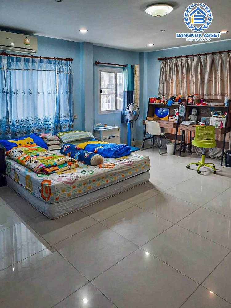 *****บ้านแฝดมือสอง ซอยอิสรภาพ47 เนื้อที่กว้าง 48 ตร.ว. ฟังก์ชัน 3 ห้องนอน 2 ห้องน้ำ 1 ที่จอดรถ บ้านชั้นเดียวพื้นที่กว้าง ให้ความรู้สึกเหมือนบ้านเดี่ยว ทำเลเดินทางสะดวก เชื่อมต่อถนนอิสรภาพ, ถนนสุทธาวาส เพียง 10นาที ถึง MRT สายสีน้ำเงิน "สถานีบางขุนนนท์" จองด่วน!