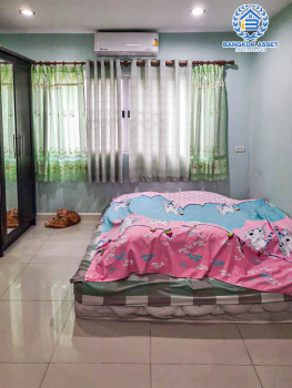 *****บ้านแฝดมือสอง ซอยอิสรภาพ47 เนื้อที่กว้าง 48 ตร.ว. ฟังก์ชัน 3 ห้องนอน 2 ห้องน้ำ 1 ที่จอดรถ บ้านชั้นเดียวพื้นที่กว้าง ให้ความรู้สึกเหมือนบ้านเดี่ยว ทำเลเดินทางสะดวก เชื่อมต่อถนนอิสรภาพ, ถนนสุทธาวาส เพียง 10นาที ถึง MRT สายสีน้ำเงิน "สถานีบางขุนนนท์" จองด่วน!