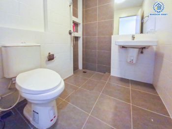 *****ทาวน์เฮ้าส์มือสอง โครงการ เวิร์ฟ ติวานนท์-รังสิต เนื้อที่ 20.80 ตร.ว. ฟังก์ชัน 4 ห้องนอน 2 ห้องน้ำ 2 ที่จอดรถ บ้านพร้อมอยู่ บนทำเลดี ใกล้รถไฟฟ้าสายสีแดง "สถานีรังสิต" และจุดขึ้นทางด่วน "บางปะอิน-ปากเกร็ด"