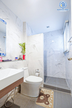 *****บ้านเดี่ยวมือสอง โครงการ คาซ่า เลเจนด์ เกษตร-นวมินทร์ หลังมุม เนื้อที่กว้าง 57.90 ตร.ว. ฟังก์ชัน 3 ห้องนอน 4 ห้องน้ำ 2 ที่จอดรถ บ้านสภาพดีมาก แถมฟรี! เครื่องปรับอากาศ บนทำเลดี เชื่อมต่อถนนประเสริฐมนูกิจ ถนนรามอินทรา ถนนสุคนธสวัสดิ์ ใกล้จุดขึ้นทางด่วน "รามอินทรา"