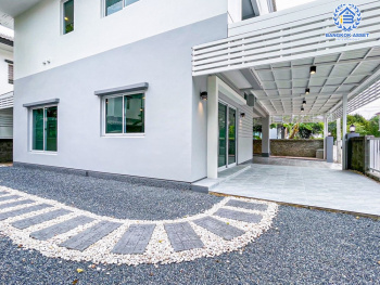 *****บ้านเดี่ยวมือสอง โครงการ คาซ่าเพรสโต้ ราชพฤกษ์-แจ้งวัฒนะ เนื้อที่ 59.10 ตร.ว. ฟังก์ชัน 3 ห้องนอน 3 ห้องน้ำ 2 ที่จอดรถ พื้นที่ใช้สอยกว้างรองรับทุกการใช้งาน ตกแต่งใหม่ทั้งหลัง ทำเลเดินทางสะดวก เชื่อมต่อถนนราชพฤกษ์ ใกล้รถไฟฟ้าสถานีสายสีม่วง "สถานีบางรักน้อยท่าอิฐ" และจุดขึ้นทางด่วน "งามวงศ์วาน"