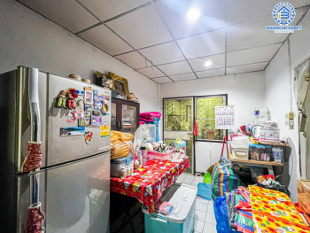 *****ทาวน์เฮ้าส์มือสอง โครงการ ราณี 2 ลาดปลาเค้า เนื้อที่ 18 ตร.ว. ฟังก์ชัน 2 ห้องนอน 2 ห้องน้ำ 1 ที่จอดรถ บนทำเลเดินทางสะดวกมาก เชื่อมต่อถนนประเสริฐมนูกิจ ถนนรามอินทรา ถนนพหลโยธิน ใกล้โครงการรถไฟฟ้าสายสีชมพู "สถานีลาดปลาเค้า" และจุดขึ้นทางด่วน "วัชรพล"