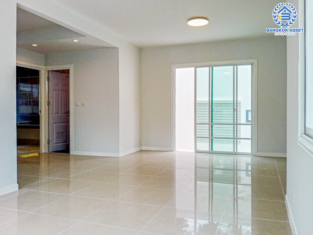 *****บ้านเดี่ยวมือสอง โครงการ โฮมเพลส เดอะพาร์ค บางกรวย-ไทรน้อย เนื้อที่ 56 ตร.ว. ฟังก์ชัน 3 ห้องนอน 2 ห้องน้ำ 2 ที่จอดรถ รีโนเวทใหม่พร้อมอยู่ มีความเป็นส่วนตัว เข้า-ออกได้หลายเส้นทาง ทั้งถนนรัตนาธิเบศร์ ถนนบางกรวย-ไทรน้อย ถนนกาญจนาภิเษก ใกล้รถไฟฟ้าสายสีม่วง "สถานีบางพลู" จองเลย!