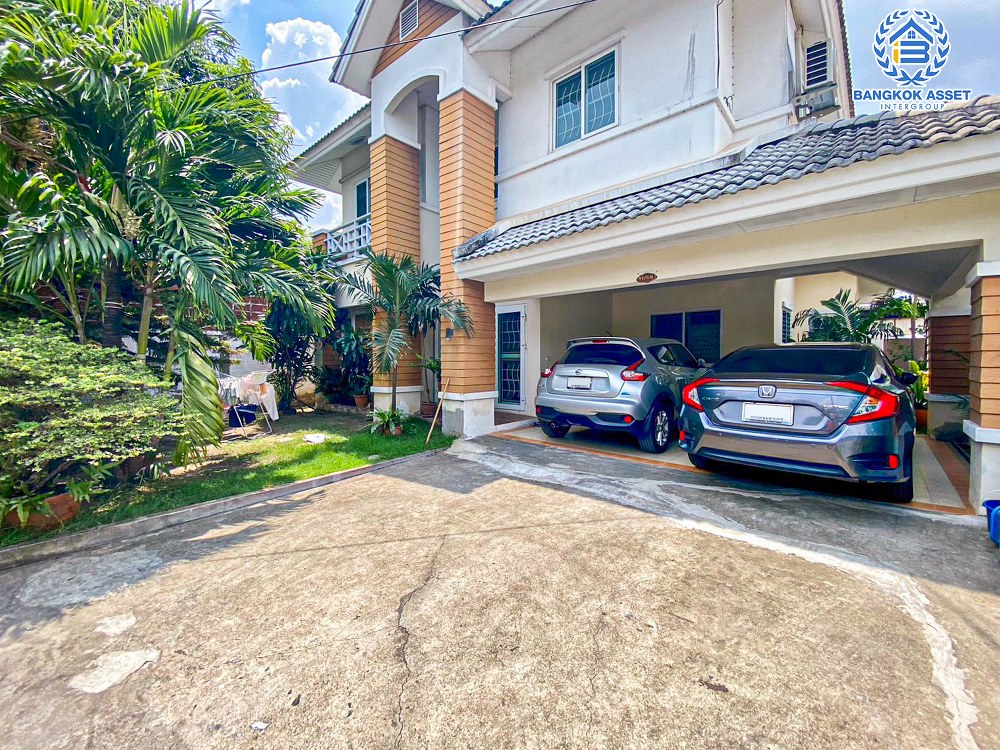 บ้านเดี่ยวมือสอง โครงการ บ้านสวนราชา เกษตร-นวมินทร์ เนื้อที่กว้าง 61.80 ตร.ว. ฟังก์ชัน 4 ห้องนอน 3 ห้องน้ำ 2 ที่จอดรถ บ้านเดี่ยวพื้นที่กว้าง พร้อมเรือนรับรอง บนสุดยอดทำเล การเดินทางสะดวกสบาย เชื่อมต่อถนนเกษตรนวมินทร์ ถนนประเสริฐมนูกิจ ใกล้จุดขึ้นทางด่วน "รามอินทรา-อาจณรงค์"...