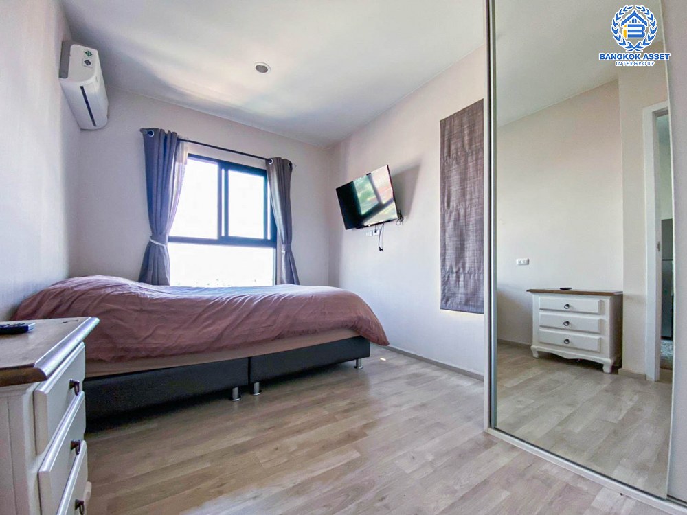 คอนโดมิเนียมมือสองนนทบุรี โครงการ พลัมคอนโด เซ็นทรัล-สเตชั่น ห้องมุม! เนื้อที่ 26.49 ตร.ว. ฟังก์ชัน 1 ห้องนอน 1 ห้องน้ำ 1 ที่จอดรถ ห้องสภาพดี พร้อมของแถม บนทำเลเยี่ยม ติดเซ็นทรัล เวสต์เกต เชื่อมต่อถนนรัตนาธิเบศร์ 800 เมตรถึงรถไฟฟ้าสายสีม่วง "สถานีตลาดบางใหญ่" ใกล้ทางด่วน "กาญจนาภิเษก"...