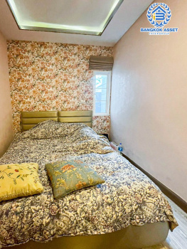 *****ทาวน์เฮ้าส์มือสอง โครงการ เดอะเพรสตัน กรุงเทพกรีฑา หลังมุม เนื้อที่กว้าง 28.50 ตร.ว. ฟังก์ชัน 3 ห้องนอน 3 ห้องน้ำ 2 ที่จอดรถ แถมฟรี! เครื่องปรับอากาศ โครงการบนทำเลศักยภาพ เชื่อมต่อถนนรามคำแหง ถนนศรีนครินทร์ ถนนวงแหวนรอบนอก ใกล้ Airport Rail Link "สถานีหัวหมาก"