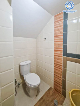 *****ทาวน์เฮ้าส์มือสอง โครงการ โกลเด้นทาวน์2 สุขสวัสดิ์ เนื้อที่กว้าง 21.20 ตร.ว. ฟังก์ชัน 4 ห้องนอน 3 ห้องน้ำ 2 ที่จอดรถ บนทำเลเดินทางสะดวก เชื่อมต่อถนนพุทธบูชา ถนนเลียบใต้ทางด่วน ถนนจอมทอง ใกล้รถไฟฟ้าสายสีม่วง "สถานีบางประกอก" และจุดขึ้นทางพิเศษเฉลิมมหานคร