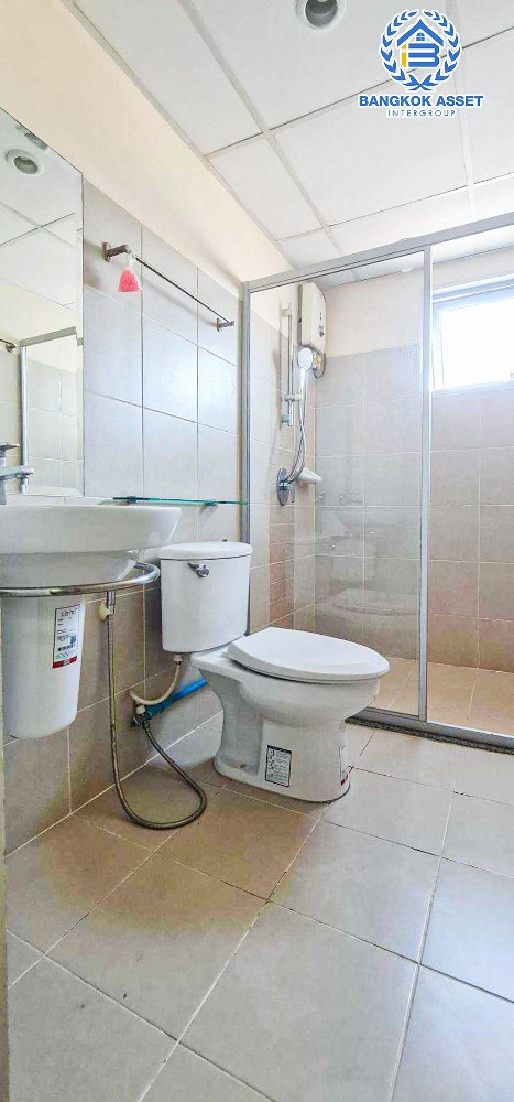 *****คอนโดมิเนียมมือสองนนทบุรี โครงการ ศุภาลัยปาร์ค แคราย-งามวงศ์วาน เนื้อที่กว้างขวางถึง 45.58 ตร.ว. ฟังก์ชัน 1 ห้องนอน 1 ห้องน้ำ 1 ที่จอดรถ แถมฟรี! 2 เครื่องปรับอากาศ, 1 เครื่องทำน้ำอุ่น และเฟอร์นิเจอร์ บนทำเลติดถนนรัตนาธิเบศร์ เพียง 210 เมตรก็ถึงรถไฟฟ้าสายสีม่วง "สถานีศูนย์ราชการนนทบุรี" ใกล้จุดขึ้นทางด่วน "ศรีรัช"