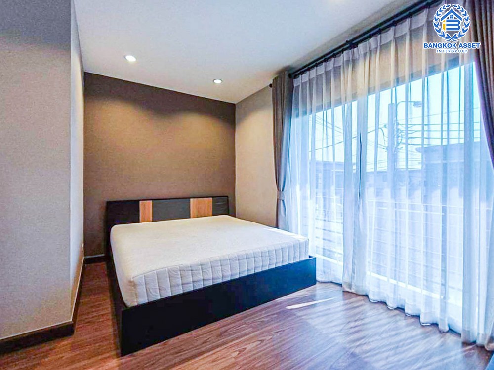 ทาวน์เฮ้าส์มือสองนนทบุรี โครงการ เนอเชอร่าเทรนด์ รัตนาธิเบศร์-ราชพฤกษ์ เนื้อที่กว้าง 21.1 ตร.ว. ฟังก์ชัน 3 ห้องนอน 2 ห้องน้ำ 1 ที่จอดรถ บ้านสภาพสวย แถมฟรี! 4 เครื่องปรับอากาศ 1 เครื่องทำน้ำอุ่น บนทำเลแห่งการเดินทาง ใกล้รถไฟฟ้าสายสีม่วง "สถานีบางพลู" จองเลย!