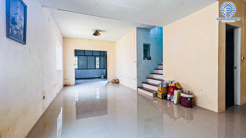 *****ทาวน์เฮ้าส์มือสอง โครงการ พฤกษา49 กาญจนาภิเษก หลังมุม! เนื้อที่ 26.60 ตร.ว. ฟังก์ชัน 4 ห้องนอน 2 ห้องน้ำ 1 ที่จอดรถ เป็นส่วนตัว บ้านสภาพดีเยี่ยม พร้อมเข้าอยู่ บนทำเลเดินทางสะดวก เชื่อมต่อถนนแก้วอินทร์, ถนนกาญจนาภิเษก, ถนนรัตนาธิเบศร์ ใกล้รถไฟฟ้าสายสีม่วง "สถานีตลาดบางใหญ่" จองเลย!