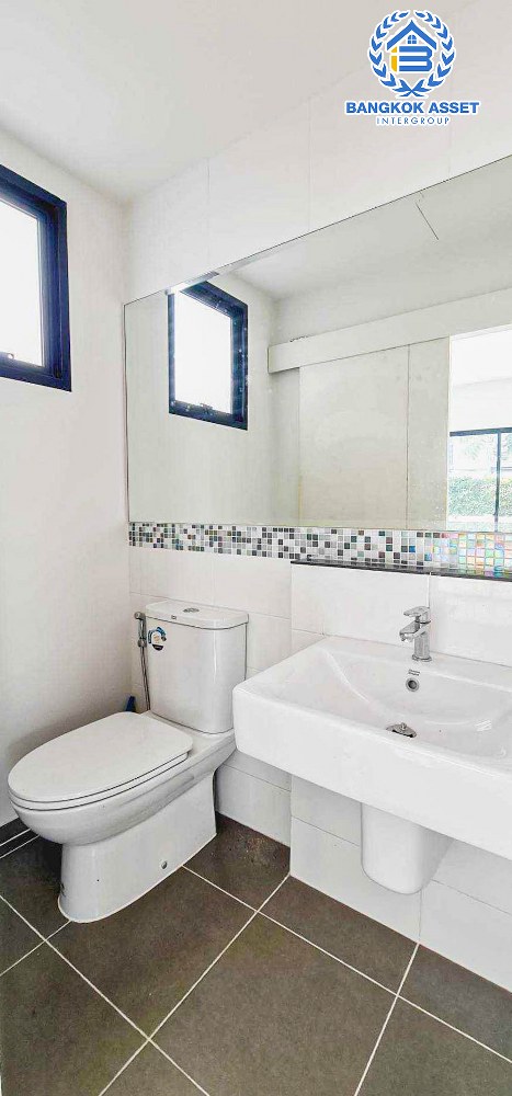 *****ทาวน์โฮม 3 ชั้นมือสอง โครงการ บ้านกลางเมือง ราชพฤกษ์-รัตนาธิเบศร์ หลังมุม บ้านสวยพร้อมเข้าอยู่ เนื้อที่ 25.6 ตร.ว. ฟังก์ชัน 3 ห้องนอน 3 ห้องน้ำ 2 ที่จอดรถ แถมฟรี !! เครื่องปรับอากาศ เชื่อมต่อถนนงามวงศ์วาน, ถนนรัตนาธิเบศร์ ใกล้รถไฟฟ้าสายสีม่วง "สถานีบางรักใหญ่"