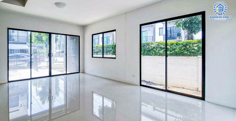 *****ทาวน์โฮม 3 ชั้นมือสอง โครงการ บ้านกลางเมือง ราชพฤกษ์-รัตนาธิเบศร์ หลังมุม บ้านสวยพร้อมเข้าอยู่ เนื้อที่ 25.6 ตร.ว. ฟังก์ชัน 3 ห้องนอน 3 ห้องน้ำ 2 ที่จอดรถ แถมฟรี !! เครื่องปรับอากาศ เชื่อมต่อถนนงามวงศ์วาน, ถนนรัตนาธิเบศร์ ใกล้รถไฟฟ้าสายสีม่วง "สถานีบางรักใหญ่"