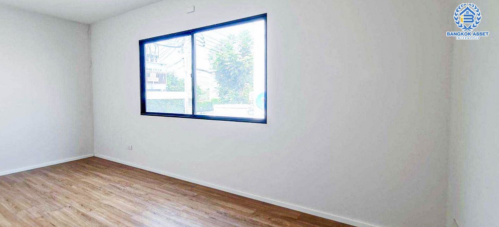 *****ทาวน์โฮม 3 ชั้นมือสอง โครงการ บ้านกลางเมือง ราชพฤกษ์-รัตนาธิเบศร์ หลังมุม บ้านสวยพร้อมเข้าอยู่ เนื้อที่ 25.6 ตร.ว. ฟังก์ชัน 3 ห้องนอน 3 ห้องน้ำ 2 ที่จอดรถ แถมฟรี !! เครื่องปรับอากาศ เชื่อมต่อถนนงามวงศ์วาน, ถนนรัตนาธิเบศร์ ใกล้รถไฟฟ้าสายสีม่วง "สถานีบางรักใหญ่"