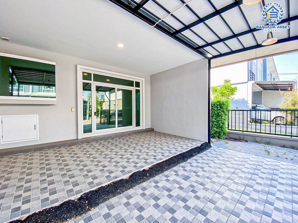 *****ทาวน์เฮ้าส์มือสอง โครงการ คาซ่าวอเตอร์ไซด์ พระราม5 หลังมุม เนื้อที่กว้าง 29.80 ตร.ว. ฟังก์ชัน 4 ห้องนอน 3 ห้องน้ำ 2 ที่จอดรถ บ้านกว้างขวาง ตกแต่งสวย พร้อมเข้าอยู่ได้ทันที แถมฟรี! เครื่องปรับอากาศ บนทำเลแห่งการเดินทาง ใกล้โครงการรถไฟฟ้าสายสีม่วง "สถานีแยกติวานนท์"