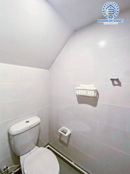 *****ทาวน์เฮ้าส์มือสอง โครงการ คาซ่าวอเตอร์ไซด์ พระราม5 หลังมุม เนื้อที่กว้าง 29.80 ตร.ว. ฟังก์ชัน 4 ห้องนอน 3 ห้องน้ำ 2 ที่จอดรถ บ้านกว้างขวาง ตกแต่งสวย พร้อมเข้าอยู่ได้ทันที แถมฟรี! เครื่องปรับอากาศ บนทำเลแห่งการเดินทาง ใกล้โครงการรถไฟฟ้าสายสีม่วง "สถานีแยกติวานนท์"