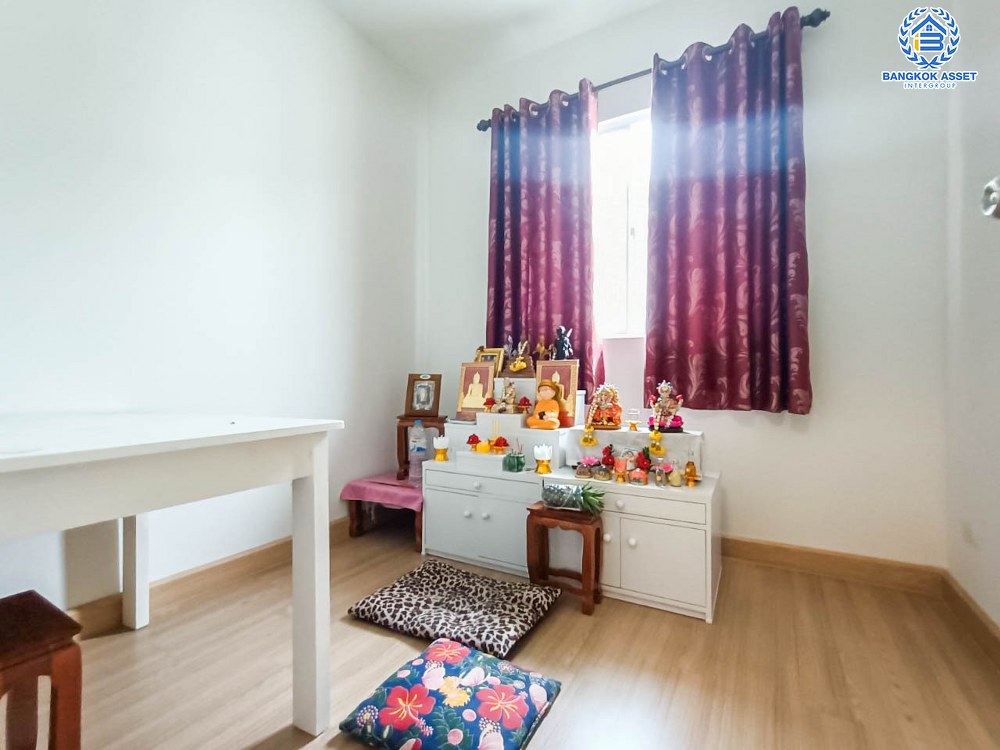 ทาวน์เฮ้าส์มือสอง โครงการ พฤกษาไพร์ม สถานีรถไฟฟ้าบางพลู-ราชพฤกษ์ เนื้อที่เกือบ 17.80 ตร.ว. ฟังก์ชัน 3 ห้องนอน 2 ห้องน้ำ 1 ที่จอดรถ ภายในสภาพดีมาก แถมฟรี! เครื่องปรับอากาศ บนทำเลเดินทางสะดวก ใกล้รถไฟฟ้าสายสีม่วง "สถานีบางพลู" และจุดขึ้นทางด่วน "ศรีรัช"