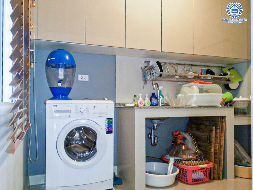 *****บ้านเดี่ยวมือสอง โครงการ ไลฟ์บางกอกบูเลอวาร์ด รังสิต หลังมุม เนื้อที่ 52.10 ตร.ว. ฟังก์ชัน 3 ห้องนอน 2 ห้องน้ำ 2 ที่จอดรถ บ้านดีไซน์สวย สภาพเหมือนใหม่ บนทำเลเดินสะดวก เชื่อมต่อถนนรังสิต-นครนายก ถนนกาญจนาภิเษกวงแหวนรอบนอก  ใกล้รถไฟฟ้าสายสีแดง "สถานีรังสิต" จองเลย!