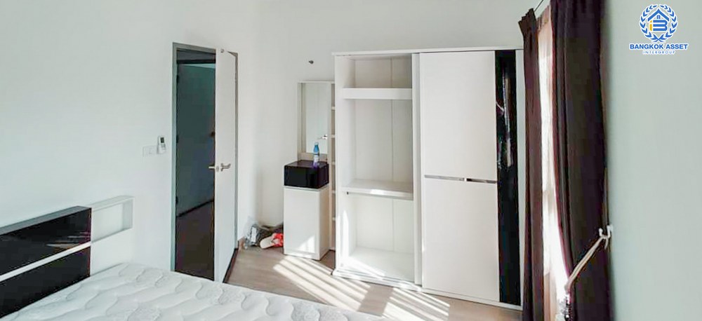 *****บ้านเดี่ยวมือสอง โครงการ สัมมากร ชัยพฤกษ์-วงแหวน2 เนื้อที่ 54.30 ตร.ว. ฟังก์ชัน 3 ห้องนอน 3 ห้องน้ำ 2 ที่จอดรถ พื้นที่กว้างขวาง มีความเป็นส่วนตัว ภายในเหมือนใหม่ บนทำเลแห่งการเดินทาง เชื่อมต่อถนนกาญจนาภิเษก ถนนราชพฤกษ์ ถนนรัตนาธิเบศร์ ใกล้เซ็นทรัลเวสต์เกต