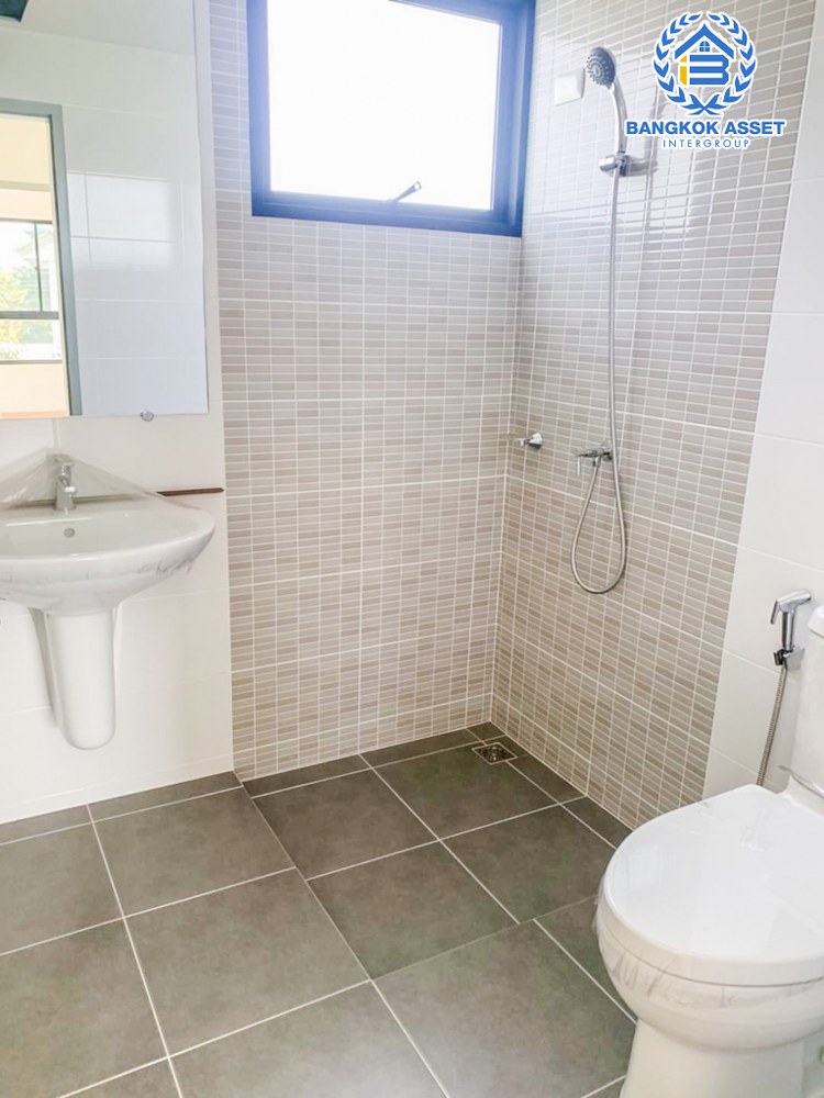 *****บ้านเดี่ยวมือสอง โครงการ สัมมากร ชัยพฤกษ์-วงแหวน2 เนื้อที่ 54.30 ตร.ว. ฟังก์ชัน 3 ห้องนอน 3 ห้องน้ำ 2 ที่จอดรถ พื้นที่กว้างขวาง มีความเป็นส่วนตัว ภายในเหมือนใหม่ บนทำเลแห่งการเดินทาง เชื่อมต่อถนนกาญจนาภิเษก ถนนราชพฤกษ์ ถนนรัตนาธิเบศร์ ใกล้เซ็นทรัลเวสต์เกต