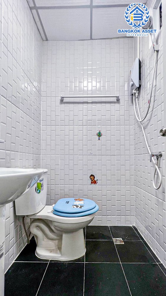 *****ทาวน์เฮ้าส์มือสองนนทบุรี หมู่บ้าน นันทิชา3 กาญจนาภิเษก เนื้อที่ 16 ตร.ว. ฟังก์ชัน 3 ห้องนอน 2 ห้องน้ำ 1 ที่จอดรถ บ้านสภาพสวย บนทำเลศักยภาพ เชื่อมต่อถนนกาญจนาภิเษก, ถนนบ้านกล้วย-ไทรน้อย, ถนนชัยพฤกษ์ ใกล้รถไฟฟ้าสายสีม่วง "สถานีคลองบางไผ่" จองด่วน!