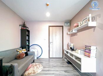 *****คอนโดมิเนียมมือสองกรุงเทพมหานคร โครงการ ไลบรารี่ เฮ้าส์ จรัญ13 ห้องมุม! เนื้อที่เกือบ 27 ตร.ว. ฟังก์ชัน 1 ห้องนอน 1 ห้องน้ำ 1 ที่จอดรถ สภาพใหม่ ไม่ค่อยได้อยู่ บนทำเลดี ใกล้รถไฟฟ้าสายสีน้ำเงิน "สถานีจรัญฯ 13" เพียง 5 นาทีเท่านั้น จองเลย