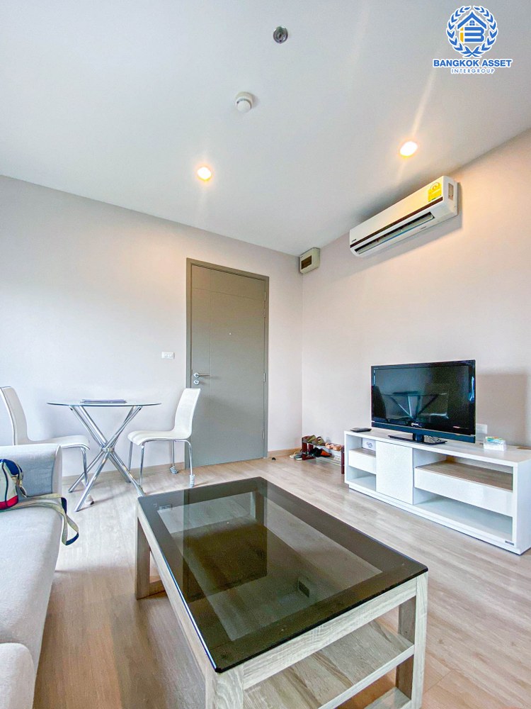 *****คอนโดมิเนียมมือสอง โครงการ เดอะ เทมโป แกรนด์ สาทร-วุฒากาศ ห้องมุม เนื้อที่ 31.38 ตร.ว. ฟังก์ชัน 1 ห้องนอน 1 ห้องน้ำ บรรยากาศเป็นส่วนตัว ภายในสภาพสวย ไม่ต้องแต่งเพิ่ม โครงการตั้งบนทำเลเดินทางสะดวก เชื่อมต่อถนนราชพฤกษ์ ถนนกัลปพฤกษ์ ใกล้รถไฟฟ้าสายสีเขียว "สถานีวุฒากาศ"