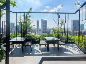 *****คอนโดมิเนียมมือสองกรุงเทพมหานคร โครงการ เมทริส ลาดพร้าว เนื้อที่กว้าง 31.45 ตร.ว. ฟังก์ชัน 1 ห้องนอน 1 ห้องน้ำ 1 ที่จอดรถ คอนโดเลี้ยงสัตว์ได้ สภาพใหม่ บนทำเลดีย่านลาดพร้าว เชื่อมต่อถนนลาดพร้าว, ถนนวิภาวดีรังสิต 900 เมตรก็ถึงรถไฟฟ้าสายสีม่วง "สถานีลาดพร้าว" และใกล้ทางด่วน "รัชดา"