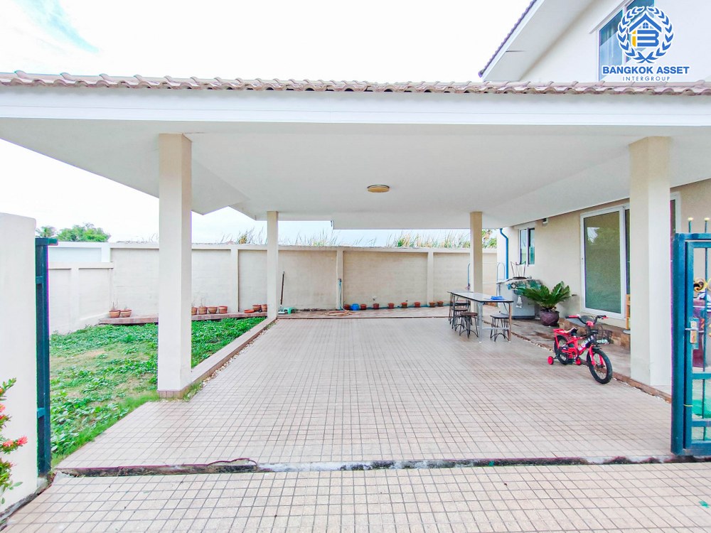 บ้านเดี่ยวมือสอง สไตล์โมเดิร์น โครงการ ลลิลอินเดอะพาร์ค บางใหญ่ ต่อเติมเต็มทั้งหลัง พร้อมอยู่ตอบโจทย์ทุกฟังก์ชัน เนื้อที่ 50 ตร.ว. ฟังก์ชัน 3 ห้องนอน 2 ห้องน้ำ 2 ที่จอดรถ บนทำเลดี เดินทางสะดวก เพียง 5 นาทีถึงรถไฟฟ้าสายสีม่วง "สถานีตลาดบางใหญ่" ใกล้ทางด่วน "ศรีรัช"...