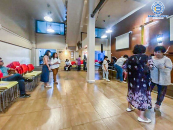 *****อาคารพาณิชย์ 4 ชั้น ซอยรามคำแหง24 เนื้อที่กว้างกว่า 40 ตร.ว. ฟังก์ชัน 12 ห้องนอน 14 ห้องน้ำ 2 ที่จอดรถ อาคารพาณิชย์ทำเลใจกลางเมือง เหมาะสำหรับเปิดธุรกิจ เชื่อมต่อถนนรามคำแหง ใกล้โครงการรถไฟฟ้าสายสีส้ม "สถานีรามคำแหง" และจุดขึ้นทางด่วน "พระราม9"