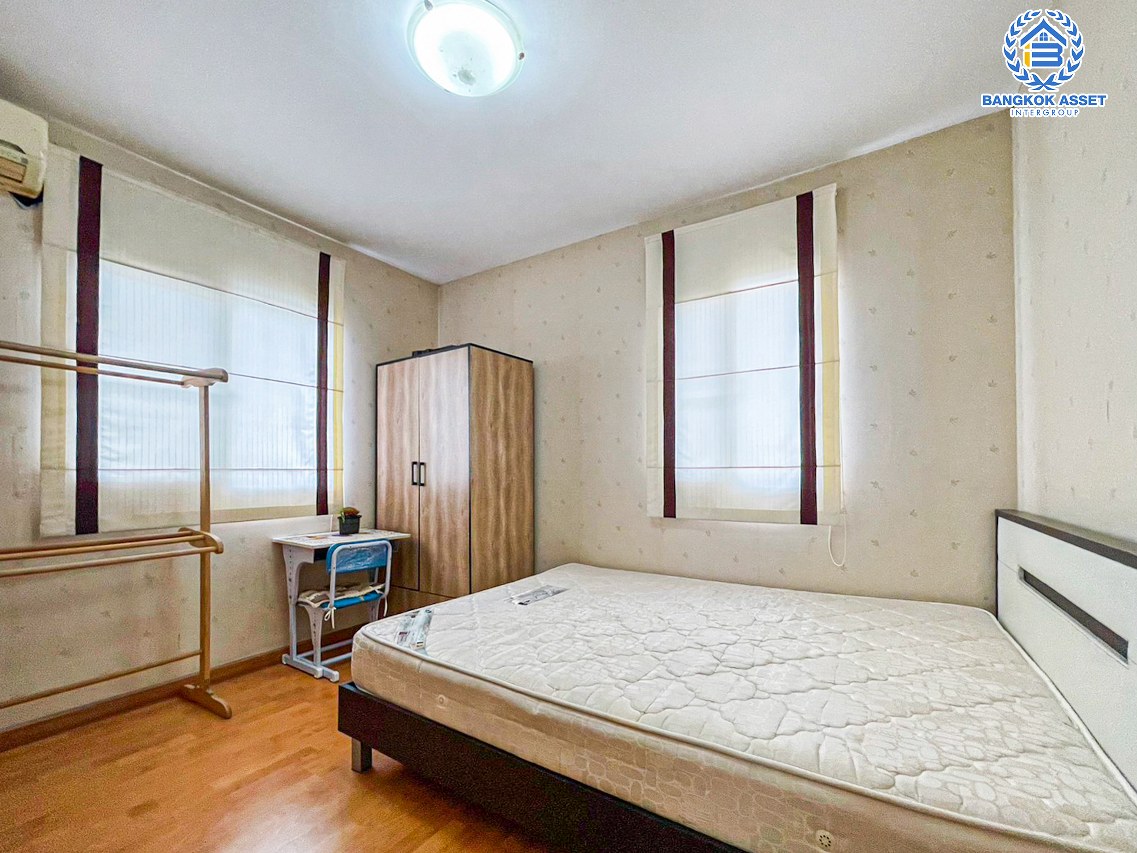 *****บ้านเดี่ยวมือสองนนทบุรี โครงการ พฤกษาวิลเลจ11 ท่าอิฐ หลังมุม! เนื้อที่กว้างมากถึง 60.3 ตร.ว. ฟังก์ชัน 3 ห้องนอน 2 ห้องน้ำ 2 ที่จอดรถ บ้านสวย สภาพดี บนทำเลศักยภาพ เชื่อมต่อ ถ.รัตนาธิเบศร์ และถ.ราชพฤกษ์ ใกล้รถไฟฟ้าสายสีม่วง "สถานีบางรักน้อยท่าอิฐ" จองด่วน!