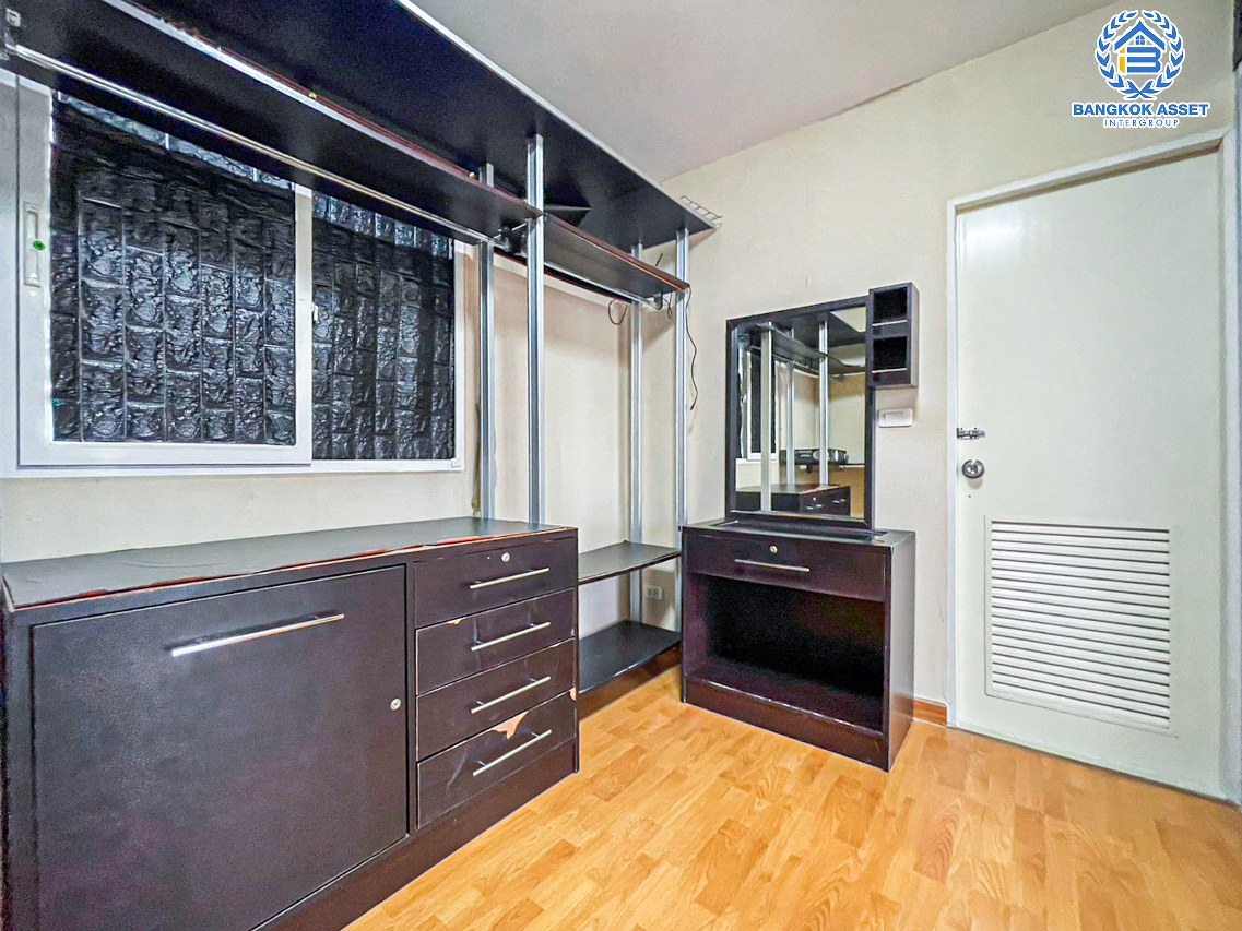 *****บ้านเดี่ยวมือสองนนทบุรี โครงการ พฤกษาวิลเลจ11 ท่าอิฐ หลังมุม! เนื้อที่กว้างมากถึง 60.3 ตร.ว. ฟังก์ชัน 3 ห้องนอน 2 ห้องน้ำ 2 ที่จอดรถ บ้านสวย สภาพดี บนทำเลศักยภาพ เชื่อมต่อ ถ.รัตนาธิเบศร์ และถ.ราชพฤกษ์ ใกล้รถไฟฟ้าสายสีม่วง "สถานีบางรักน้อยท่าอิฐ" จองด่วน!