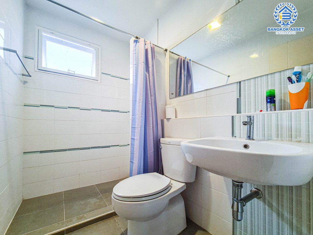 *****บ้านเดี่ยวมือสอง โครงการ ชัยพฤกษ์ ปิ่นเกล้า-สาย2 หลังมุม จากแบรนด์คุณภาพ LH เนื้อที่กว้าง 78 ตร.ว. ฟังก์ชัน 3 ห้องนอน 3 ห้องน้ำ จอดรถได้ 2 คัน เชื่อมต่อถนนกาญจนาภิเษก ถนนรัตนาธิเบศร์ ซอยวัดส้มเกลี้ยง บนทำเลศักยภาพ ใกล้เซ็นทรัลเวสต์เกต ใกล้จุดขึ้นทางด่วน "ศรีรัช"