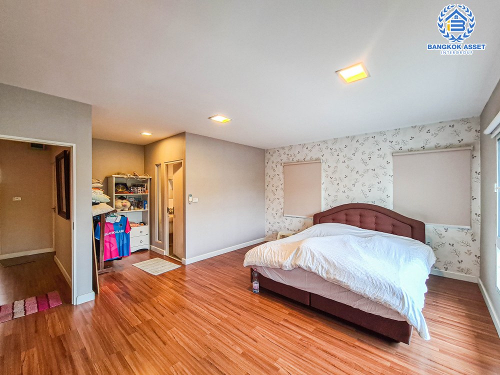 *****บ้านเดี่ยวมือสอง โครงการ ชัยพฤกษ์ ปิ่นเกล้า-สาย2 หลังมุม จากแบรนด์คุณภาพ LH เนื้อที่กว้าง 78 ตร.ว. ฟังก์ชัน 3 ห้องนอน 3 ห้องน้ำ จอดรถได้ 2 คัน เชื่อมต่อถนนกาญจนาภิเษก ถนนรัตนาธิเบศร์ ซอยวัดส้มเกลี้ยง บนทำเลศักยภาพ ใกล้เซ็นทรัลเวสต์เกต ใกล้จุดขึ้นทางด่วน "ศรีรัช"