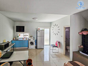 *****บ้านแฝดมือสอง โครงการ เดอะวิลเลจ กาญจนาภิเษก-ราชพฤกษ์2 เนื้อที่กว้าง 30 ตร.ว. ฟังก์ชัน 3 ห้องนอน 2 ห้องน้ำ 2 ที่จอดรถ มีพื้นที่กว้าง ภายในสภาพดีมาก ตกแต่งเรียบทันสมัย บนทำเลแห่งการเดินทาง เชื่อมต่อถนนชัยพฤกษ์, ถนนกาญจนาภิเษก, ถนนบ้านกล้วย-ไทรน้อย ใกล้รถไฟฟ้าสายสีม่วง "สถานีคลองบางไผ่"