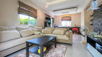 *****บ้านเดี่ยวมือสอง โครงการ พฤกษาวิลเลจ5 กาญจนาภิเษก หลังมุม เนื้อที่ 50.50 ตร.ว. ฟังก์ชัน 4 ห้องนอน 2 ห้องน้ำ 1 ที่จอดรถ ภายในสภาพดีมากรอบบ้านกว้างขวาง บนทำเลดี เชื่อมต่อถนนกาญจนาภิเษก ซอยคลองถนน ใกล้โครงการรถไฟฟ้าสายสีม่วง "สถานีคลองบางไผ่" และจุดขึ้นทางด่วน "กาญจนาภิเษก"