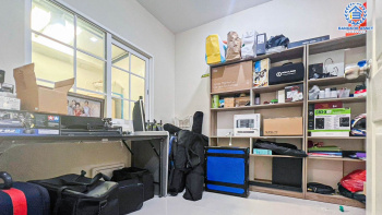 *****ทาวน์เฮ้าส์มือสองนนทบุรี โครงการ โกลเด้นทาวน์ วงศ์สว่าง-แคราย เนื้อที่ 17.6 ตร.ว. ฟังก์ชัน 3 ห้องนอน 2 ห้องน้ำ 1 ที่จอดรถ แถมฟรี! เครื่องปรับอากาศ, เครื่องทำน้ำอุ่น บนทำเลเดินทางสะดวก เชื่อมต่อถนนรัตนาธิเบศร์, ถนนติวานนท์, ถนนเลี่ยงเมืองนนทบุรี ใกล้ทางด่วน "งามวงศ์วาน" และรถไฟฟ้าสายสีม่วง "สถานีแยกนนทบุรี1"