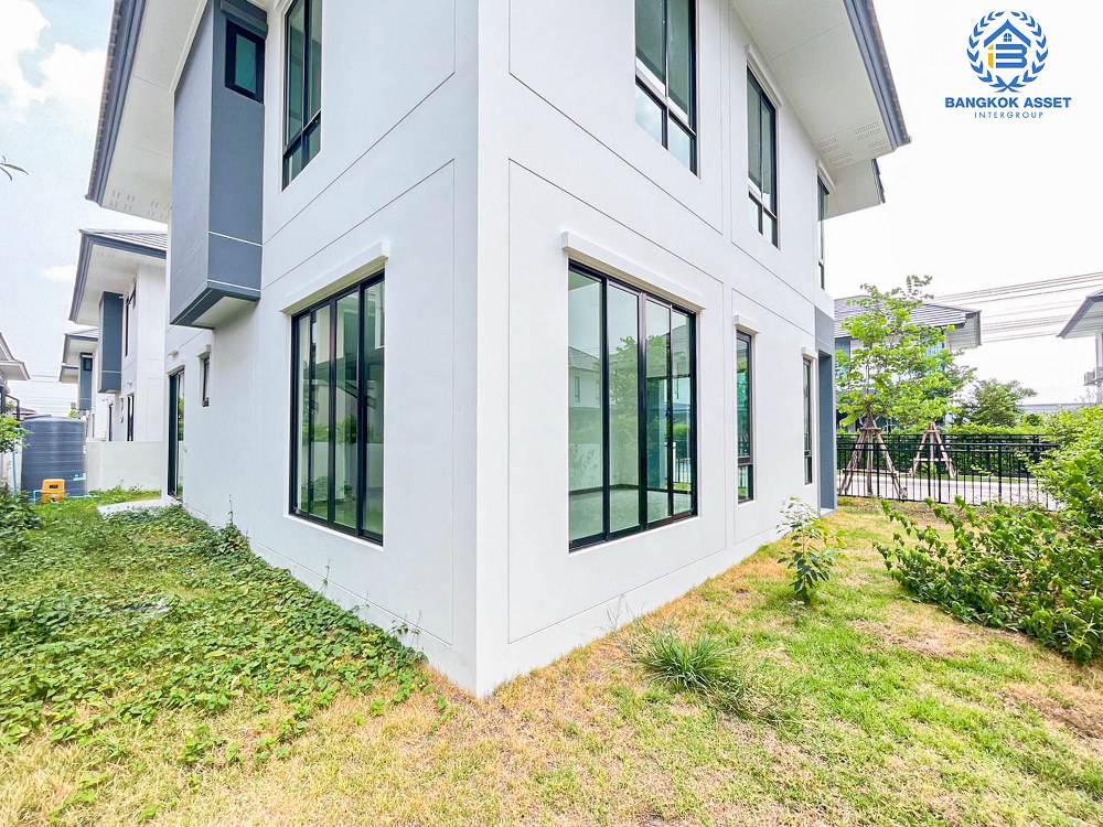 *****บ้านเดี่ยวมือสอง โครงการ สัมมากร ชัยพฤกษ์-แจ้งวัฒนะ เนื้อที่ 57.90 ตร.ว. ฟังก์ชัน 3 ห้องนอน 3 ห้องน้ำ 2 ที่จอดรถ บ้านใหม่ไม่เคยเข้าอยู่ ภายในสภาพดีเยี่ยม โครงการตั้งบนทำเลเดินทางสะดวก เชื่อมต่อถนนชัยพฤกษ์ ใกล้รถไฟฟ้าสายสีชมพู "สถานีปากเกร็ด"  และจุดขึ้นทางด่วน "แจ้งวัฒนะ"