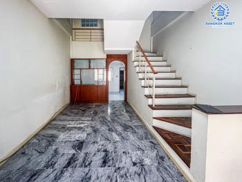 *****ทาวน์เฮ้าส์มือสอง โครงการ สรานนท์ ติวานนท์ เนื้อที่ 20.80 ตร.ว. ฟังก์ชัน 3 ห้องนอน 2 ห้องน้ำ 1 ที่จอดรถ พื้นที่ใช้สอยกว้าง บ้านสภาพดีมาก โครงการตั้งบนทำเลเยี่ยม ใกล้เซ็นทรัลแจ้งวัฒนะ และโครงการรถไฟฟ้า (ในอนาคต) สายสีชมพู "สถานีปากเกร็ด"