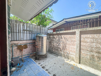 *****ทาวน์เฮ้าส์มือสอง โครงการ สรานนท์ ติวานนท์ เนื้อที่ 20.80 ตร.ว. ฟังก์ชัน 3 ห้องนอน 2 ห้องน้ำ 1 ที่จอดรถ พื้นที่ใช้สอยกว้าง บ้านสภาพดีมาก โครงการตั้งบนทำเลเยี่ยม ใกล้เซ็นทรัลแจ้งวัฒนะ และโครงการรถไฟฟ้า (ในอนาคต) สายสีชมพู "สถานีปากเกร็ด"