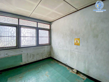 *****ทาวน์เฮ้าส์มือสองกรุงเทพมหานคร หมู่บ้าน ศิลวัฒน์ บางนา-ตราด เนื้อที่ 11 ตร.ว. ฟังก์ชัน 2 ห้องนอน 1 ห้องน้ำ บนทำเลใกล้เซ็นทรัล บางนา, รถไฟฟ้าสายสีเขียว "สถานีบางนา" และจุดขึ้นทางด่วน "แยกบางนา" จองด่วน!