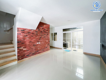 *****ทาวน์เฮ้าส์มือสองนนทบุรี โครงการ คิวดิสทริค เวสต์เกต เนื้อที่เกือบ 18 ตร.ว. ฟังก์ชัน 3 ห้องนอน 2 ห้องน้ำ 2 ที่จอดรถ บ้านสภาพดี พร้อมอยู่ บนทำเลเชื่อมต่อ ถนนกาญจนาภิเษก, ถนนรัตนาธิเบศร์ เพียง 10 นาทีก็ถึงรถไฟฟ้าสายสีม่วง "สถานีคลองบางไผ่" จองเลย