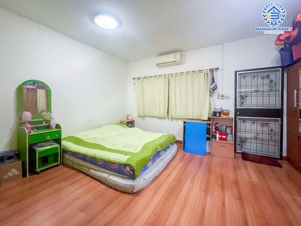 *****ทาวน์โฮมมือสอง โครงการ วิชั่นวิลล์5 ติวานนท์ เนื้อที่กว้าง 26.40 ตร.ว. ฟังก์ชัน 3 ห้องนอน 3 ห้องน้ำ 1 ที่จอดรถ พื้นที่กว้างตอบโจทย์ทุกไลฟ์สไตล์ พร้อมอยู่ บนทำเลเดินทางสะดวก ใกล้ไฟฟ้าสายสีม่วง "สถานีศูนย์ราชการนนทบุรี" และจุดขึ้นทางด่วน "งามวงศ์วาน"