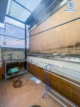 *****ทาวน์โฮมมือสอง โครงการ วิชั่นวิลล์5 ติวานนท์ เนื้อที่กว้าง 26.40 ตร.ว. ฟังก์ชัน 3 ห้องนอน 3 ห้องน้ำ 1 ที่จอดรถ พื้นที่กว้างตอบโจทย์ทุกไลฟ์สไตล์ พร้อมอยู่ บนทำเลเดินทางสะดวก ใกล้ไฟฟ้าสายสีม่วง "สถานีศูนย์ราชการนนทบุรี" และจุดขึ้นทางด่วน "งามวงศ์วาน"