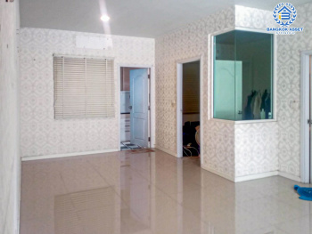 *****ทาวน์เฮ้าส์มือสองปทุมธานี โครงการ เสนา เวล่า รังสิต-คลอง1 เนื้อที่กว้าง 21.1 ตร.ว. ฟังก์ชัน 4 ห้องนอน 3 ห้องน้ำ 2 ที่จอดรถ บ้านสภาพพร้อมอยู่ บนทำเลเข้า-ออกตัวเมืองสะดวกสุดๆ เชื่อมต่อถนนรังสิต-นครนายก, ถนนพหลโยธิน ใกล้รถไฟฟ้าสายสีแดง "สถานีรังสิต" และทางด่วน "โทลเวย์-รังสิต" ในราคาสุดพิเศษ