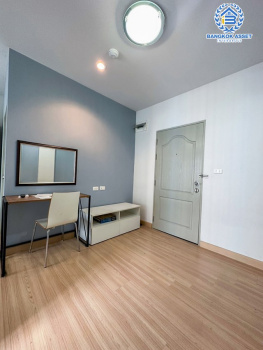 *****คอนโดมิเนียมมือสองปทุมธานี โครงการ เดอะคิทท์ ลำลูกกา-คลอง2 เนื้อที่ 23.23 ตร.ว. ฟังก์ชัน 1 ห้องนอน 1 ห้องน้ำ 1 ที่จอดรถ ห้องสภาพดี บนทำเลเดินทางสะดวก ใกล้รถไฟฟ้าสายสีเขียว "สถานีคูคต" และจุดขึ้นทางด่วน "ดอนเมืองโทลเวย์" ในราคาสุดคุ้ม!