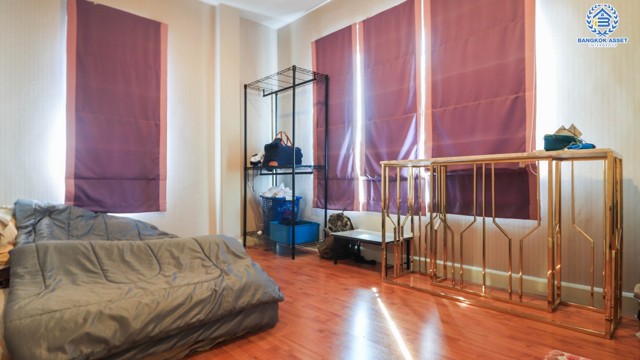 *****บ้านเดี่ยวมือสองนนทบุรี โครงการ ไลฟ์บางกอกบูเลอวาร์ด พระราม5 หลังมุม! คุณภาพระดับ SC ASSET เนื้อที่ 50.3 ตร.ว. ฟังก์ชัน 3 ห้องนอน 3 ห้องน้ำ 2 ที่จอดรถ แถมฟรี! 4 เครื่องปรับอากาศ 1 เครื่องทำน้ำอุ่น บนทำเลแห่งการเดินทาง ใกล้รถไฟฟ้าสายสีม่วง "สถานีแยกติวานนท์" และทางด่วน "ศรีรัช"