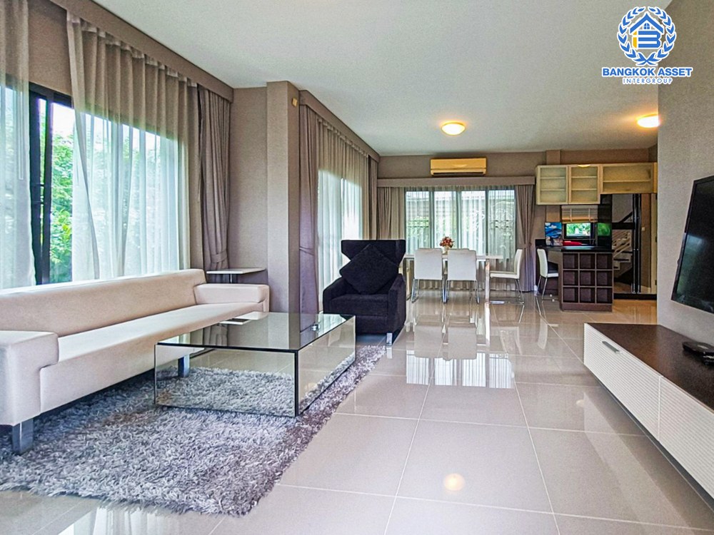 บ้านเดี่ยวมือสอง โครงการ เศรษฐสิริ ชัยพฤกษ์-แจ้งวัฒนะ จากแบรนด์ Sansiri เนื้อที่ 53.70 ตร.ว. ฟังก์ชัน 3 ห้องนอน 3 ห้องน้ำ จอดรถได้ 2 คัน แถมฟรี! เครื่องปรับอากาศ บนทำเลโซนเมือง เชื่อมต่อถนนชัยพฤกษ์ ใกล้เซ็นทรัลแจ้งวัฒนะ รถไฟฟ้าสายสีชมพู "สถานีปากเกร็ด" และจุดขึ้นทางด่วน "ศรีรัช"...